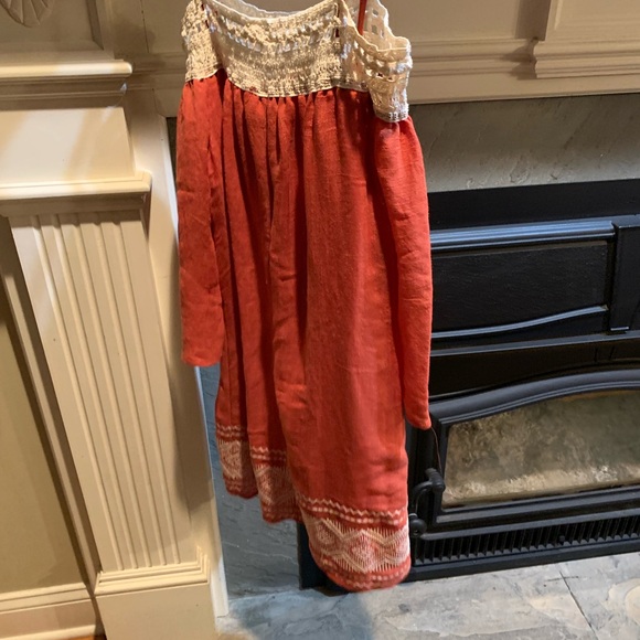 Coral off the shoulder linen dress - Picture 8 of 8